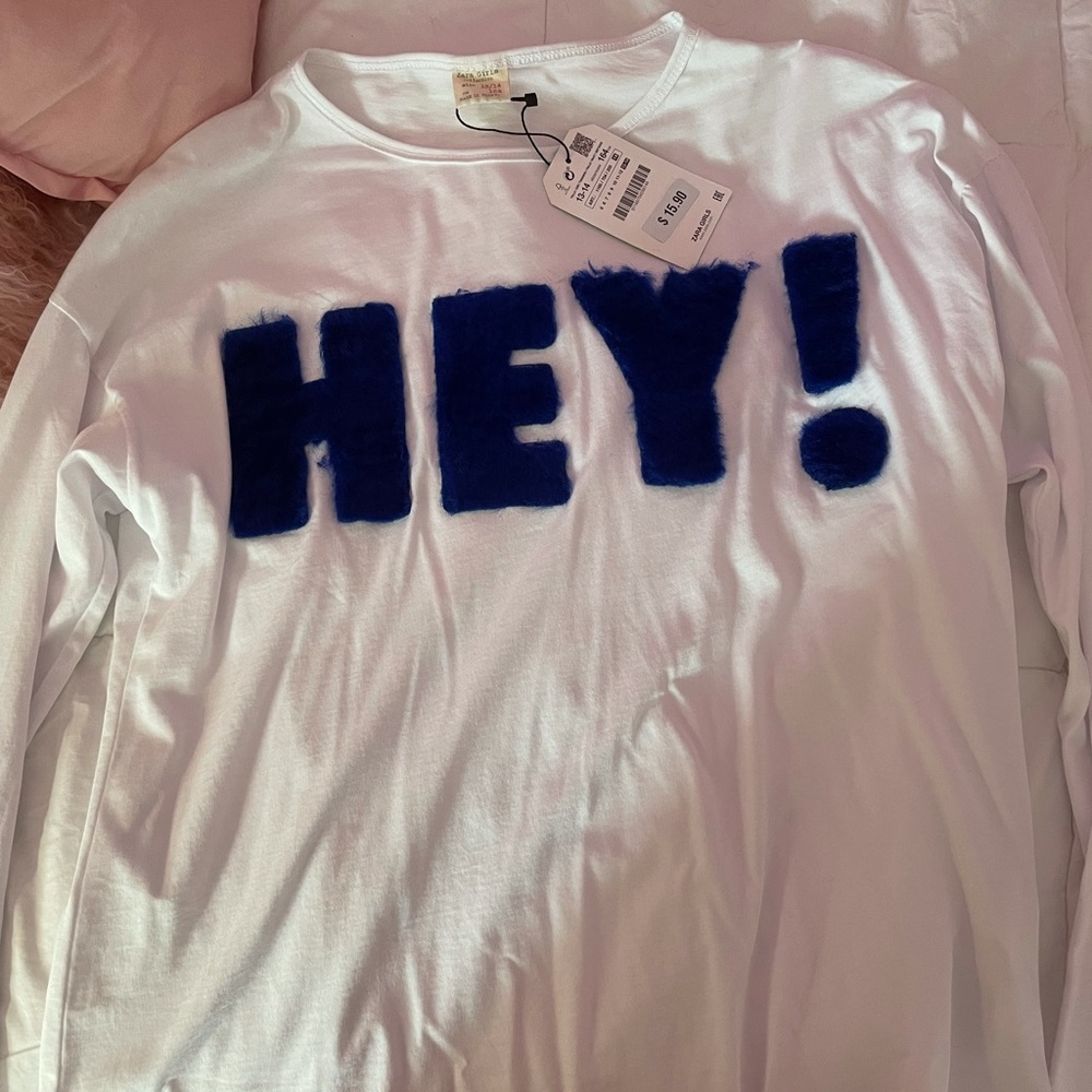 Zara girls “Hey!” shirt